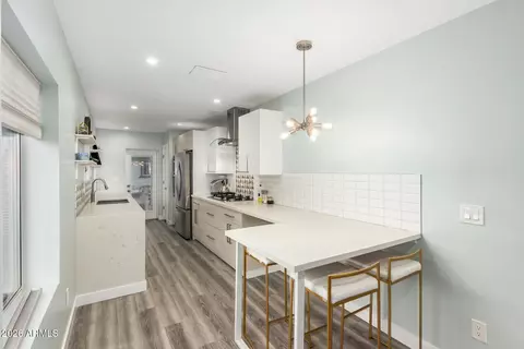 Kitchen - 1328 E Weldon Ave, Phoenix, AZ 85014 photo 1 of 3