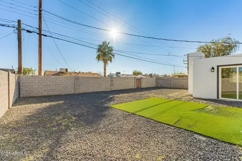 Exterior - 331 E Pierce St, Tempe, AZ 85288 photo 2 of 4