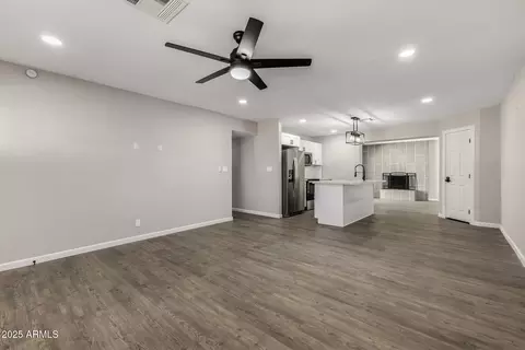 Living - 331 E Pierce St, Tempe, AZ 85288 photo 3 of 8