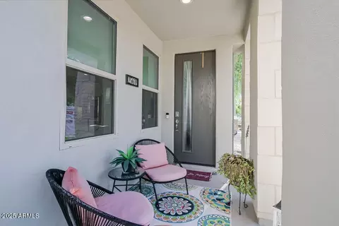 Exterior - 25619 N 21st Ave, Phoenix, AZ 85085 photo 3 of 5