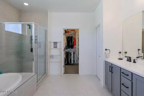 Bath - 25619 N 21st Ave, Phoenix, AZ 85085 photo 2 of 5