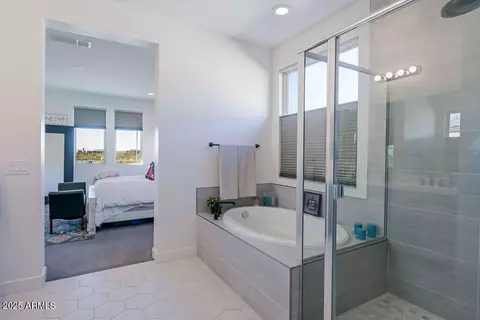 Bath - 25619 N 21st Ave, Phoenix, AZ 85085 photo 4 of 5