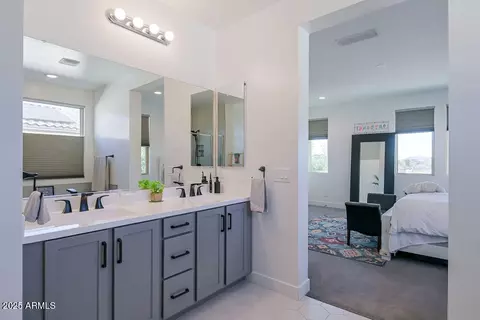 Bath - 25619 N 21st Ave, Phoenix, AZ 85085 photo 3 of 5