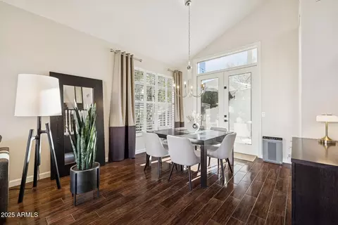 Dining - 14268 S 12th Pl, Phoenix, AZ 85048 photo 1 of 3