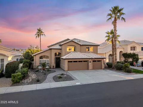 Exterior - 14268 S 12th Pl, Phoenix, AZ 85048 photo 14 of 15