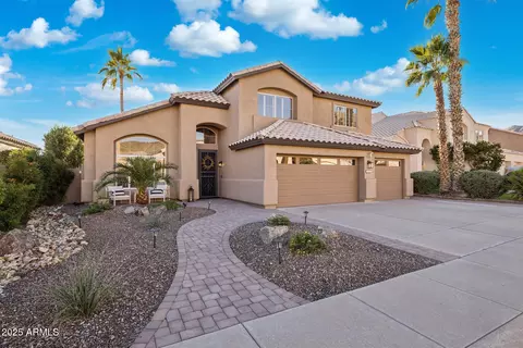 Exterior - 14268 S 12th Pl, Phoenix, AZ 85048 photo 3 of 15