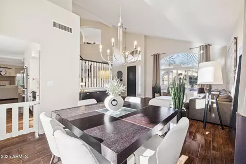 Dining - 14268 S 12th Pl, Phoenix, AZ 85048 photo 3 of 3