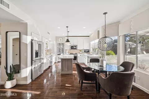 Kitchen - 14268 S 12th Pl, Phoenix, AZ 85048 photo 1 of 6