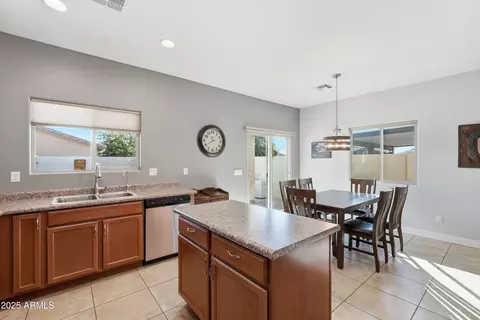 Kitchen - 1815 S Hayley Rd, Apache Junction, AZ 85119 photo 2 of 4