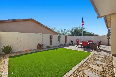 Exterior - 1815 S Hayley Rd, Apache Junction, AZ 85119 photo 6 of 9