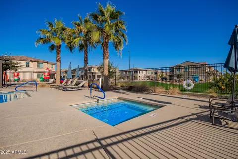 Exterior - 759 E Lark St #202, Gilbert, AZ 85297 photo 12 of 13