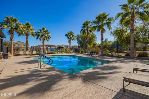 Exterior - 759 E Lark St #202, Gilbert, AZ 85297 photo 9 of 13