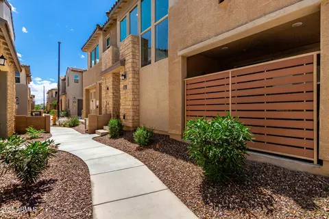Exterior - 759 E Lark St #202, Gilbert, AZ 85297 photo 2 of 13