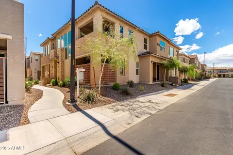 Exterior - 759 E Lark St #202, Gilbert, AZ 85297 photo 1 of 13