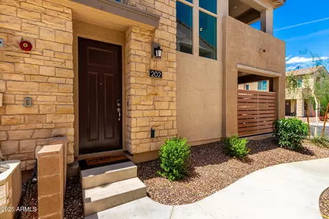 Other - 759 E Lark St #202, Gilbert, AZ 85297 photo 2 of 5