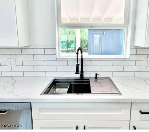 Kitchen - 1539 E 3rd St, Mesa, AZ 85203 photo 2 of 2