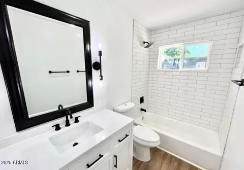 Bath - 1539 E 3rd St, Mesa, AZ 85203 photo 3 of 6