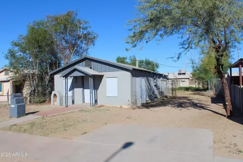2116 W Hadley St, Phoenix, AZ 85009