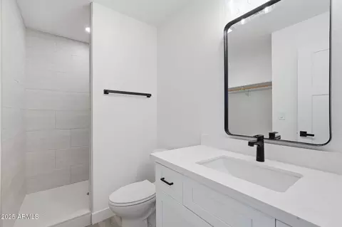 Bath - 625 S Saguaro Dr, Apache Junction, AZ 85120 photo 2 of 4