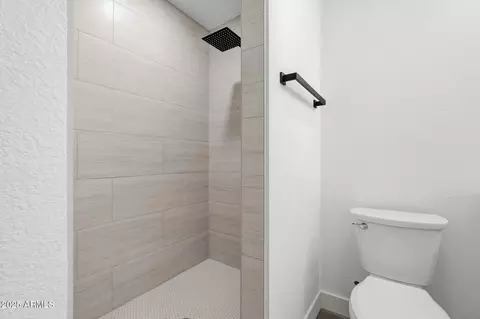 Bath - 625 S Saguaro Dr, Apache Junction, AZ 85120 photo 3 of 4