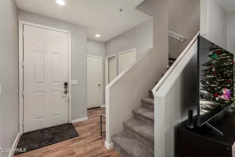 Entry Way - 2925 E Dunbar Dr, Phoenix, AZ 85042 photo 1 of 1