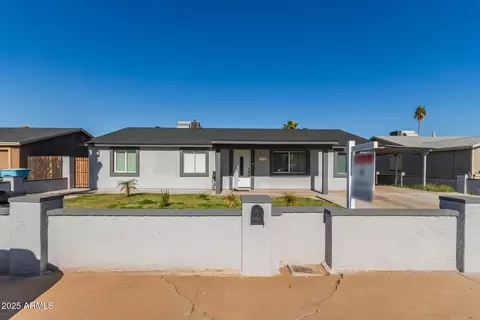 7136 W Westview Dr, Phoenix, AZ 85033