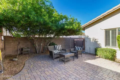 Exterior - 3295 E Castanets Dr, Gilbert, AZ 85298 photo 4 of 10