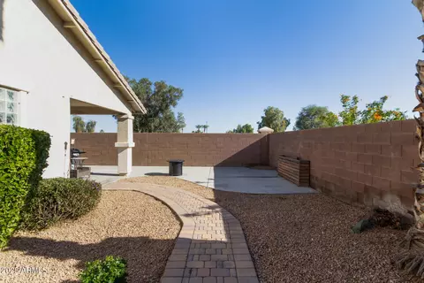Exterior - 3295 E Castanets Dr, Gilbert, AZ 85298 photo 5 of 10