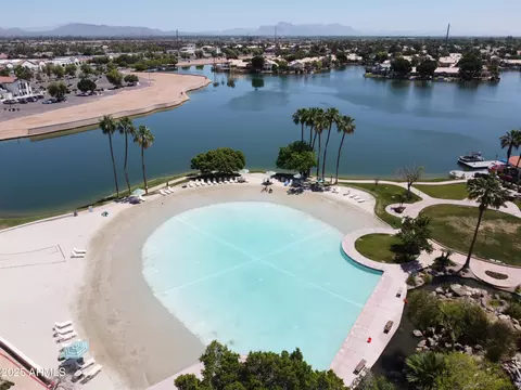 View/Area - 2109 E Mallard Ct, Gilbert, AZ 85234 photo 6 of 8