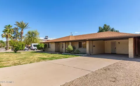 3209 W Paradise Dr, Phoenix, AZ 85029