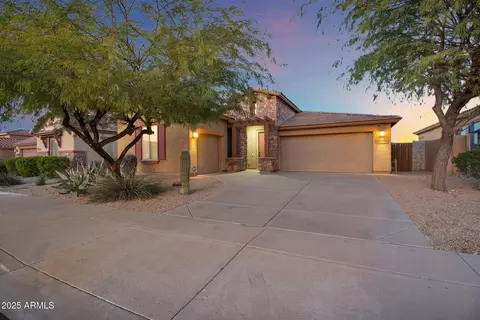 18438 W Lavender Ln, Goodyear, AZ 85338