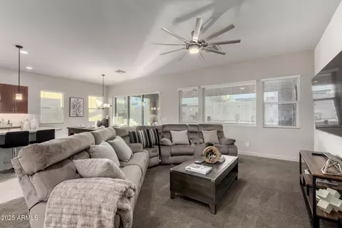 Living - 1115 E Paseo Way, Phoenix, AZ 85042 photo 2 of 3