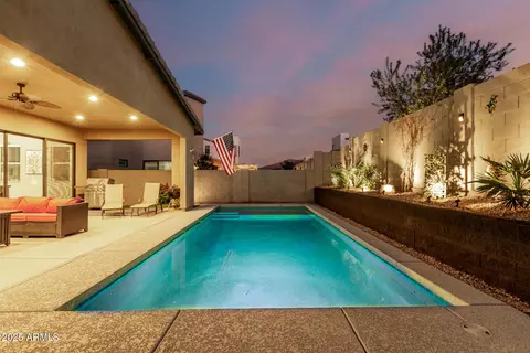 Exterior - 1115 E Paseo Way, Phoenix, AZ 85042 photo 9 of 15
