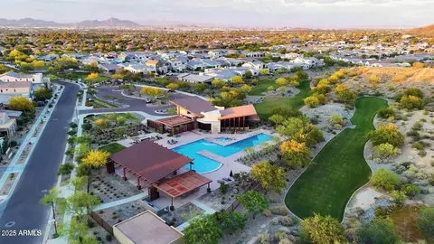 View/Area - 1115 E Paseo Way, Phoenix, AZ 85042 photo 2 of 5
