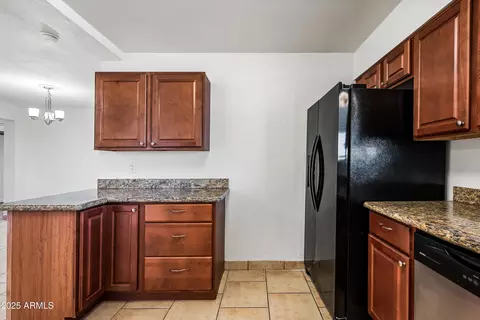 Kitchen - 3823 W Lawrence Rd, Phoenix, AZ 85019 photo 5 of 5