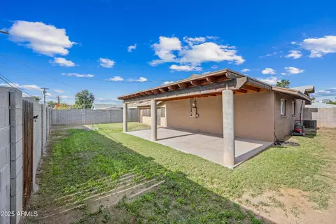 Exterior - 3823 W Lawrence Rd, Phoenix, AZ 85019 photo 5 of 5
