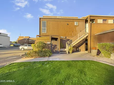 2692 E Silk Oak Dr, Tempe, AZ 85288