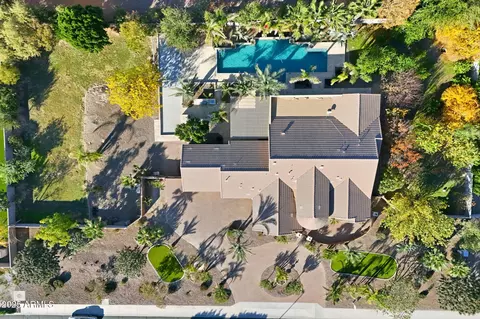 2218 E Brooks Farm Rd, Gilbert, AZ 85298