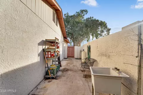 Exterior - 2812 E Concho Ave, Mesa, AZ 85204 photo 11 of 14