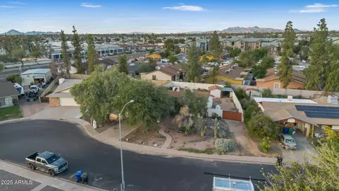 View/Area - 2812 E Concho Ave, Mesa, AZ 85204 photo 5 of 15