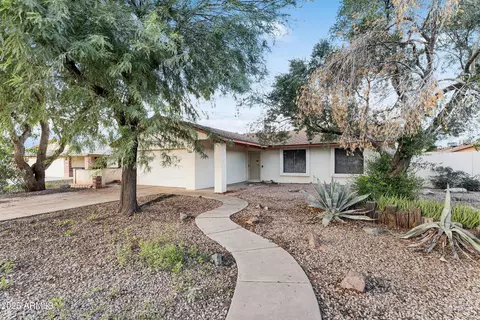 2812 E Concho Ave, Mesa, AZ 85204