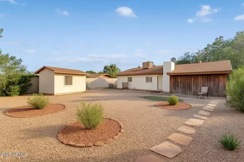 Exterior - 2812 E Concho Ave, Mesa, AZ 85204 photo 3 of 14