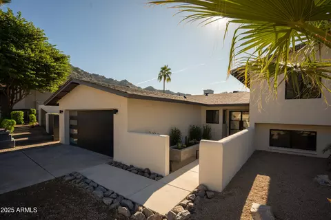 2225 E Belmont Ave, Phoenix, AZ 85020