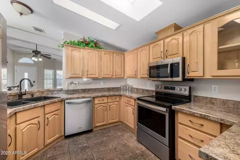 3301 S Goldfield Rd #4018, Apache Junction, AZ 85119 photo 5