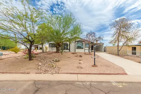 2311 S Descanso Rd, Apache Junction, AZ 85119