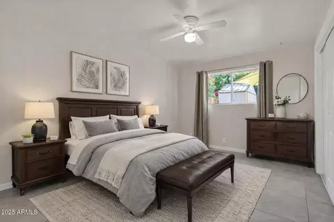 3302 E Pinchot Ave #9, Phoenix, AZ 85018