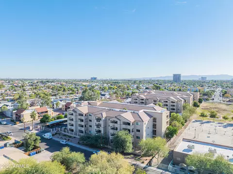 View/Area - 920 E Devonshire Ave #3025, Phoenix, AZ 85014 photo 6 of 6