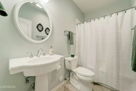 Bath - 4001 E Indianola Ave, Phoenix, AZ 85018 photo 4 of 4