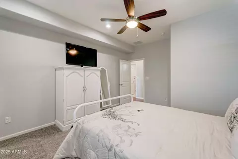 Bedroom - 4001 E Indianola Ave, Phoenix, AZ 85018 photo 4 of 5