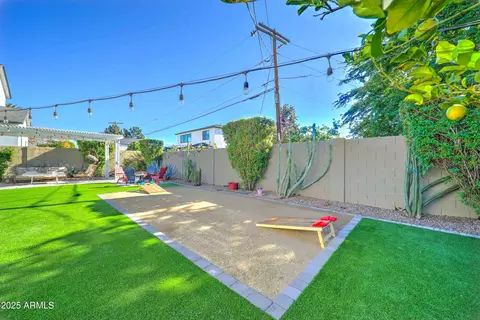 Exterior - 4001 E Indianola Ave, Phoenix, AZ 85018 photo 3 of 5